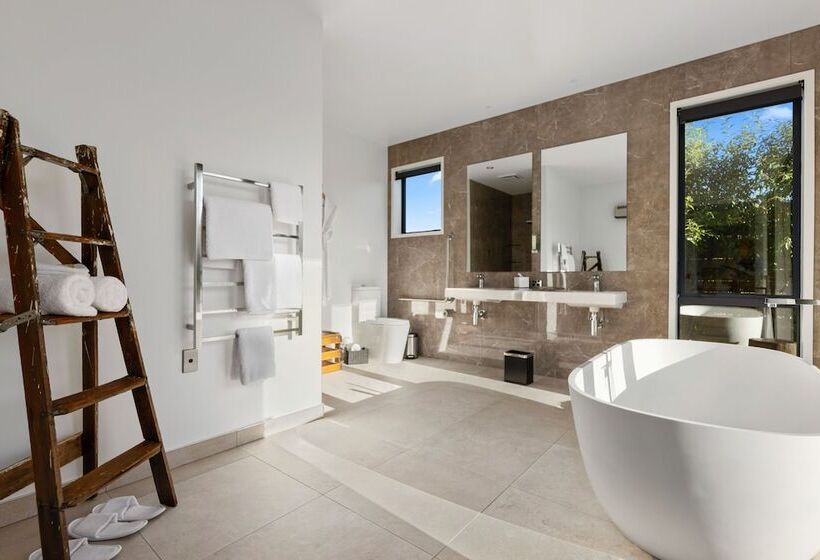 Hotel Glenburn Coastal Retreat