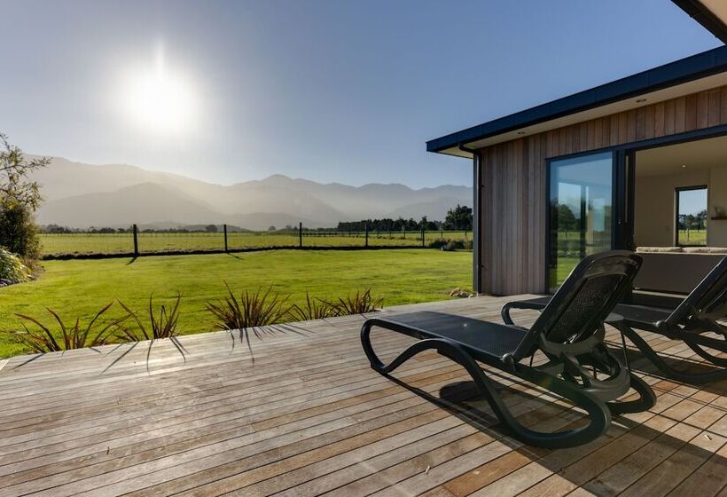 Hotel Glenburn Coastal Retreat