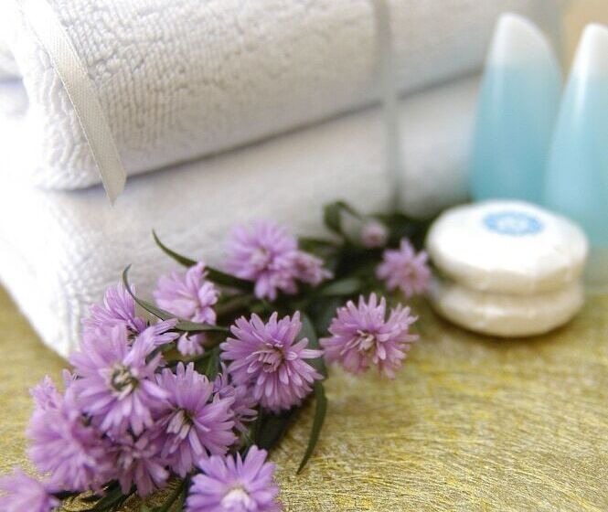 Grand Laguna Hotel & Villa