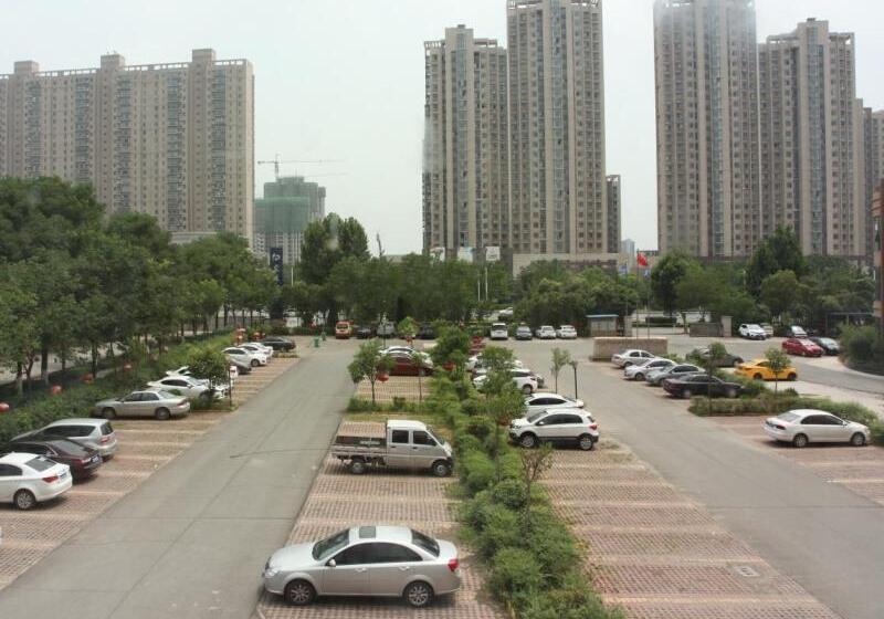 酒店 Greentree Inn Zaozhuang High Speed Rail Station Express