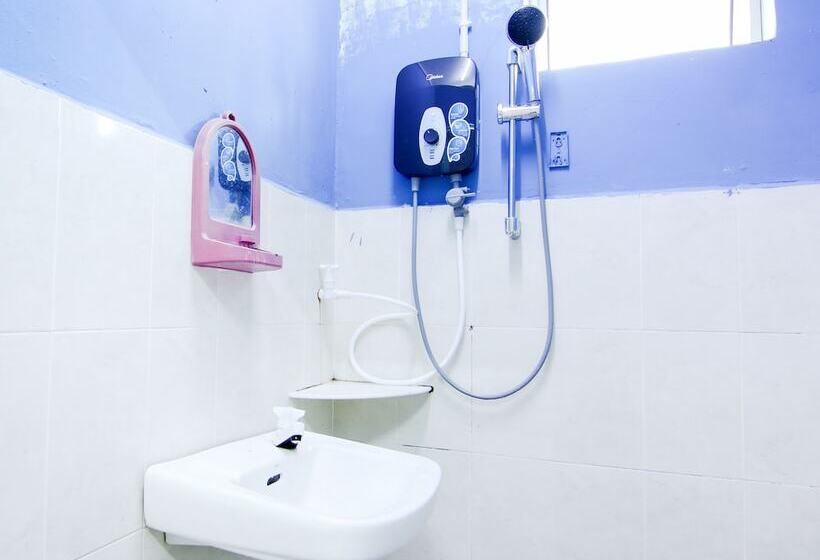 בית מלון כפרי Mawaddah Inn Stay By Oyo Rooms