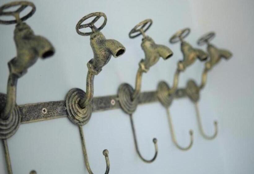 Отель The Royal Chiangkhan Boutique