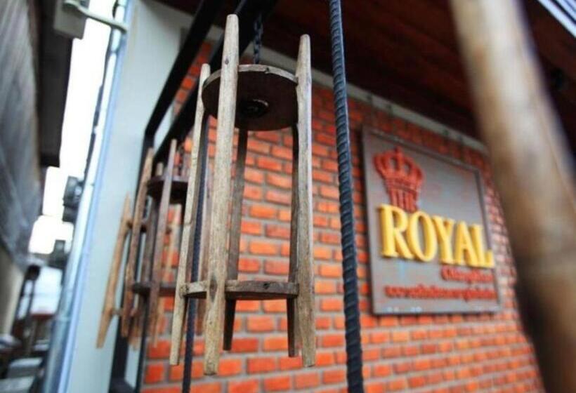 Отель The Royal Chiangkhan Boutique