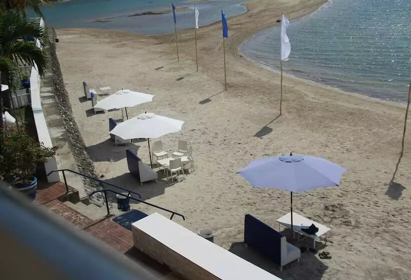 هتل Vitalis White Sands