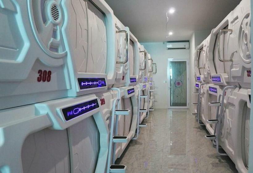 Shakti Capsule Hotel Jakarta