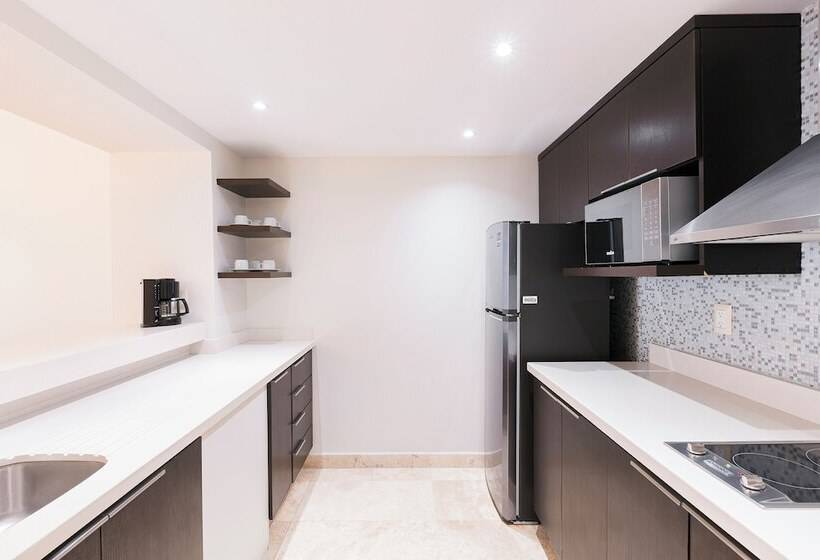 Azul Ixtapa All Inclusive Beach Resort & Convention Center