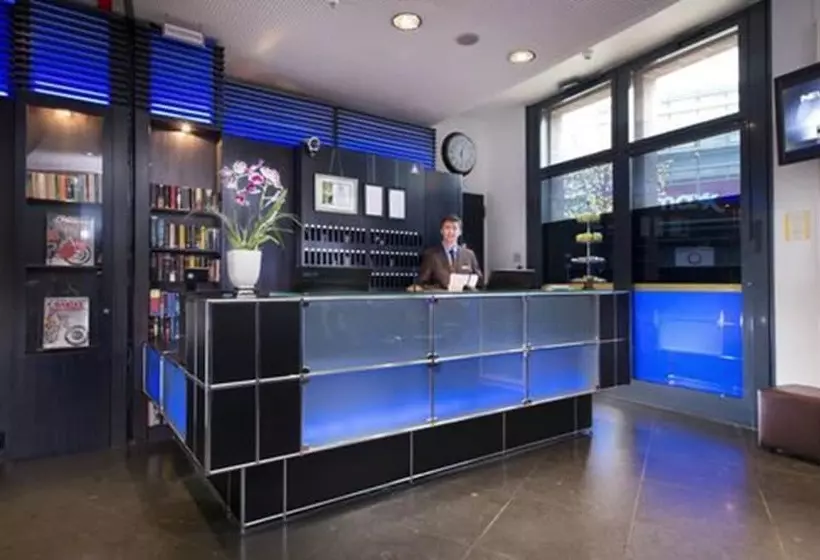 هتل Am Borsigturm