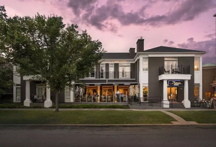 ホテル Arts Kensington