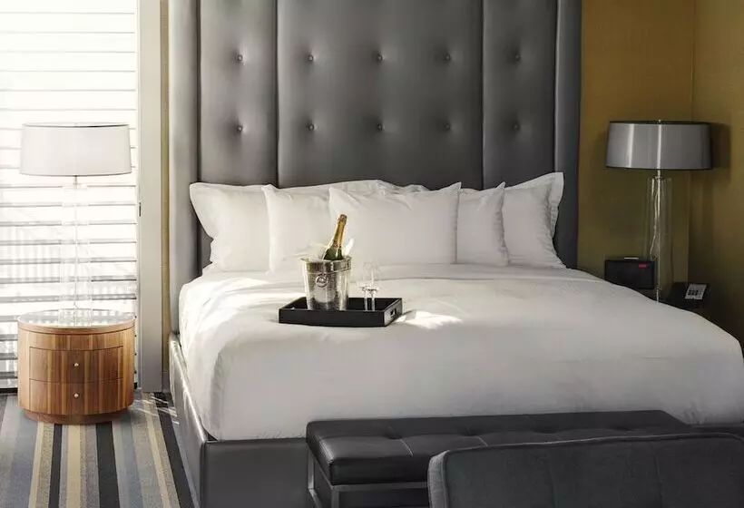 ホテル Arts Kensington