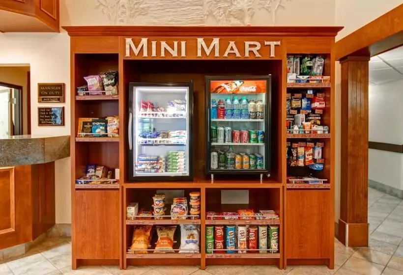 酒店 Canalta Rocky Mountain House