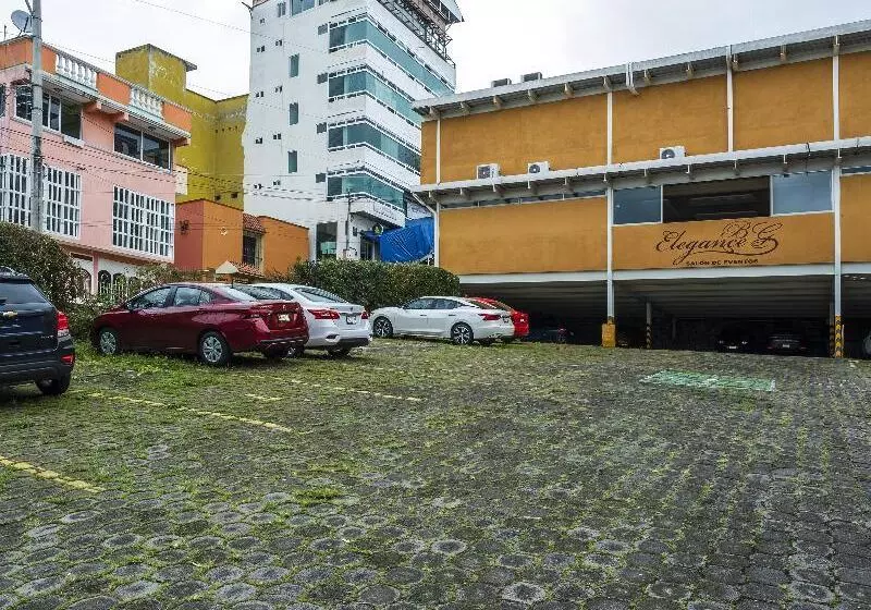 Capital O Hotel Central, Xalapa