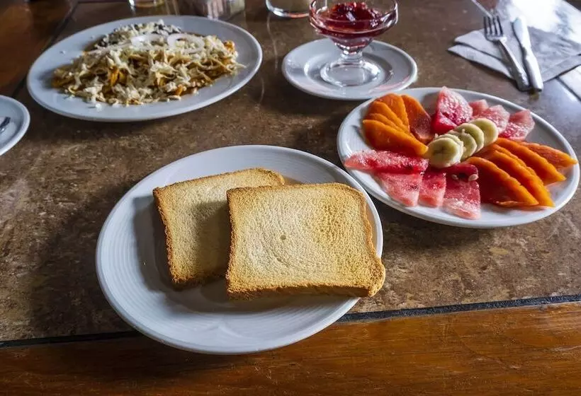 Capital O Hotel Central, Xalapa