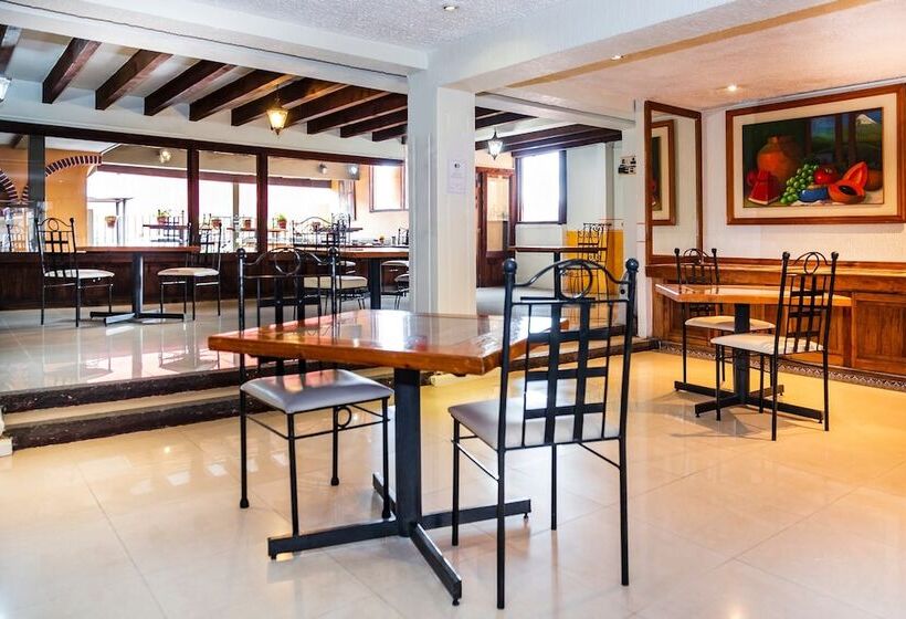 Capital O Hotel Central, Xalapa