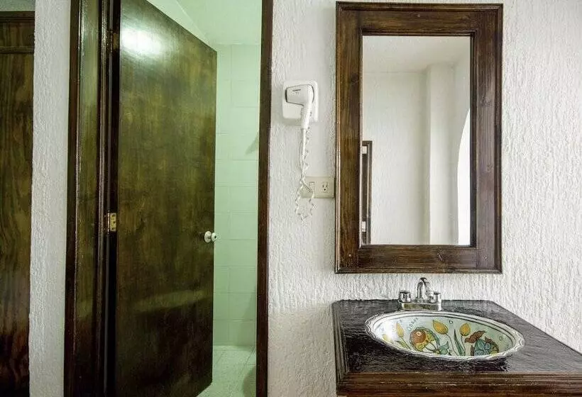 Capital O Hotel Central, Xalapa