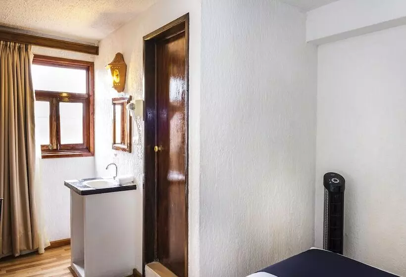 Capital O Hotel Central, Xalapa