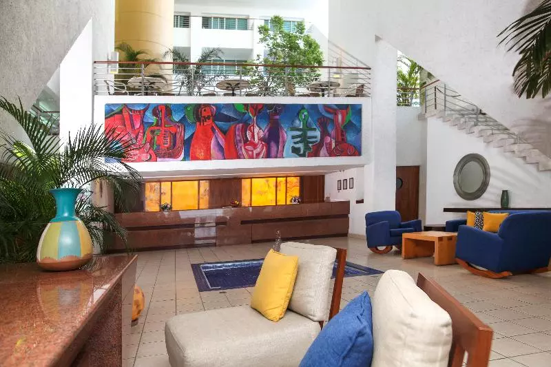 هتل Casa Mexicana Cozumel