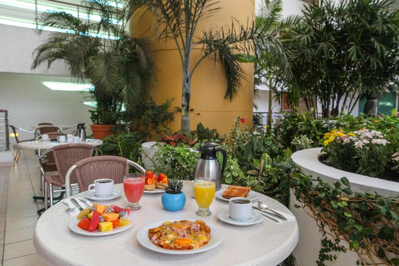 هتل Casa Mexicana Cozumel