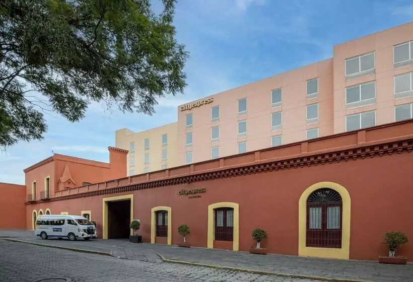 ホテル City Express By Marriott Puebla Centro