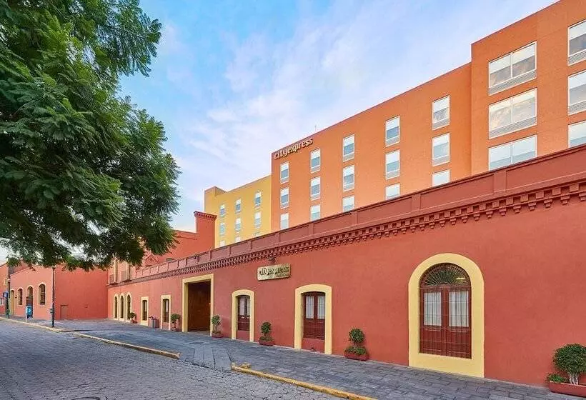 ホテル City Express By Marriott Puebla Centro