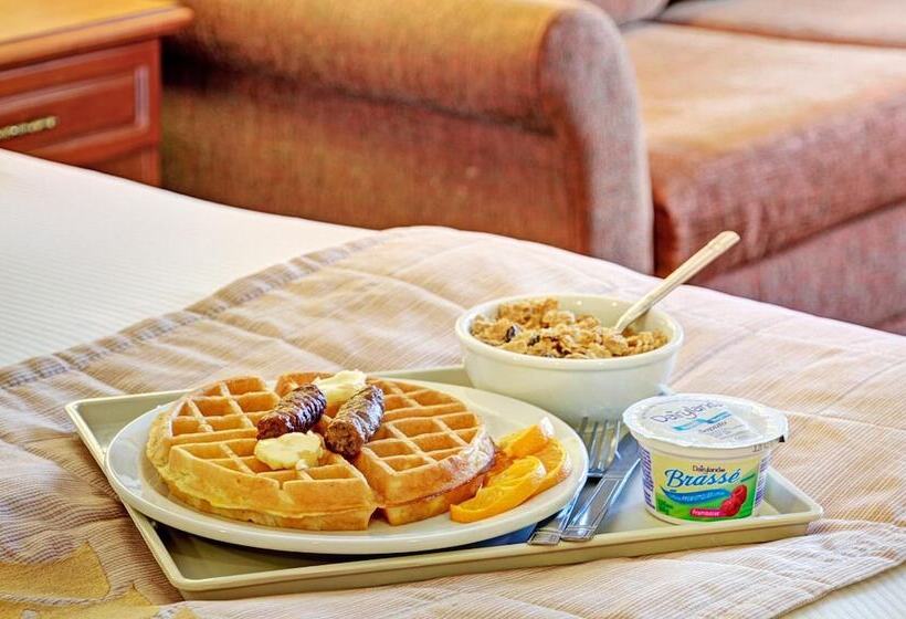 هتل Coastal Inn Halifax Bayers Lake