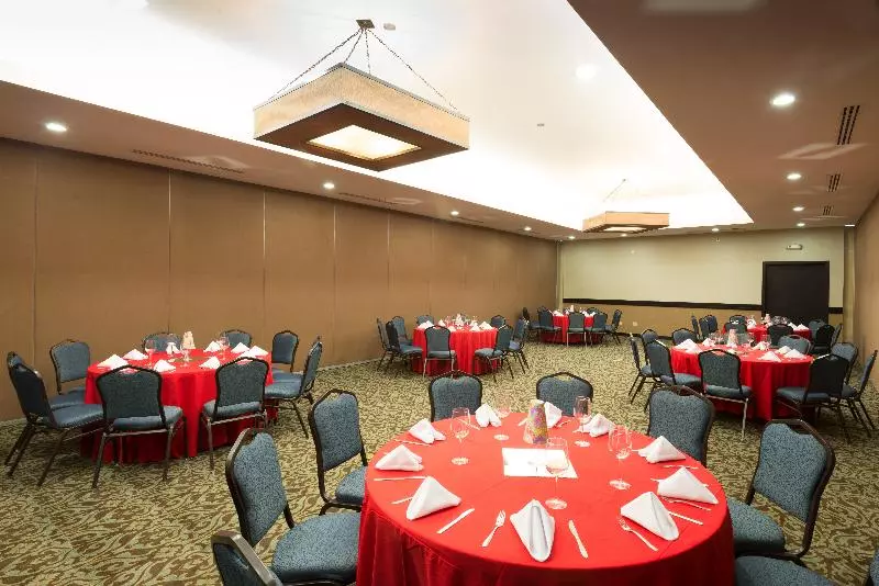 هتل Colonial Mexicali