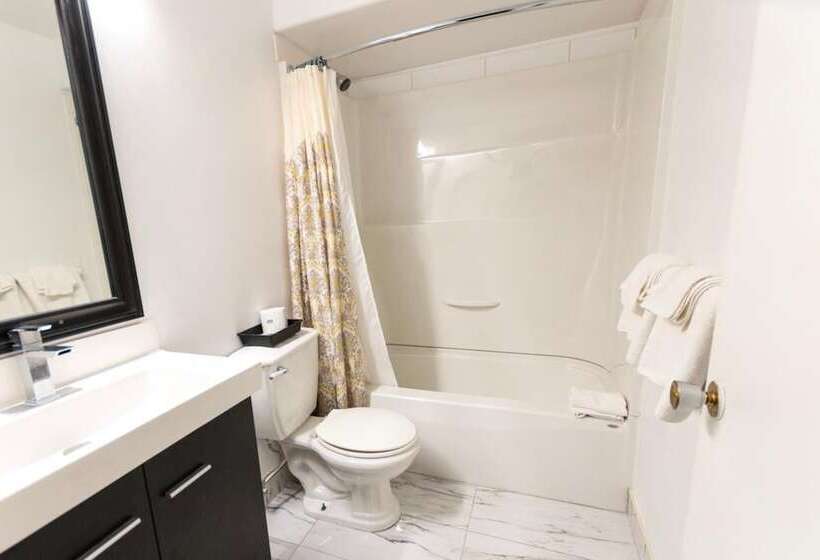 هتل Countryside Inn