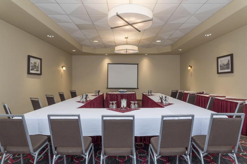 Otel Four Points By Sheraton Edmonton South