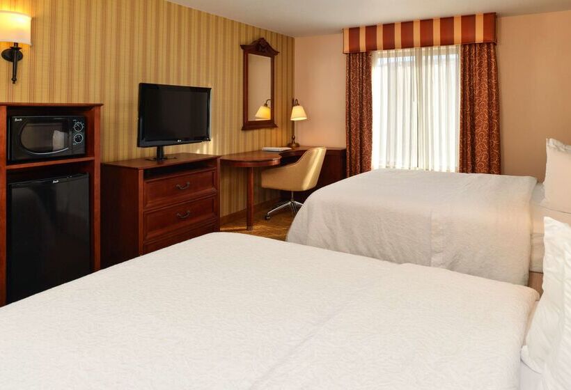 בית מלון כפרי Hampton Inn & Suites Albuquerque Coors Road