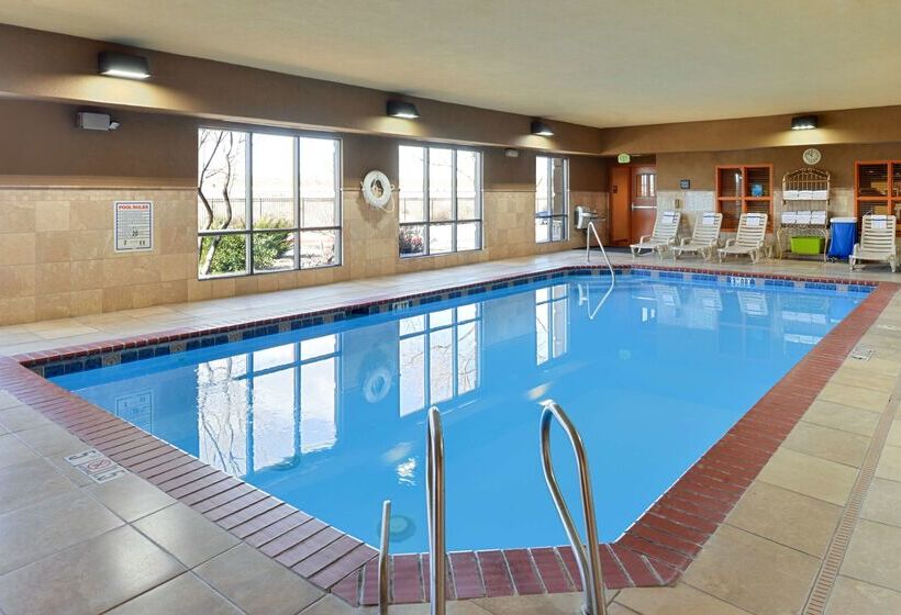 בית מלון כפרי Hampton Inn & Suites Albuquerque Coors Road