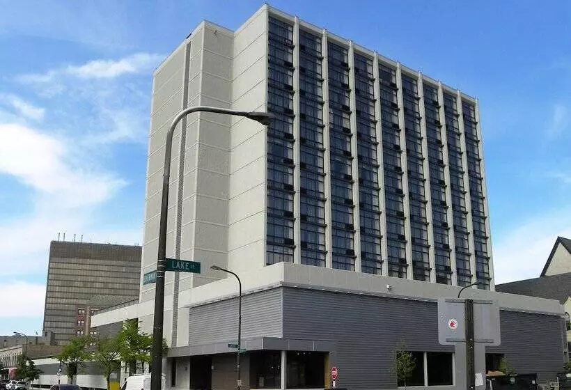 هتل Holiday Inn Chicago North Evanston, An Ihg