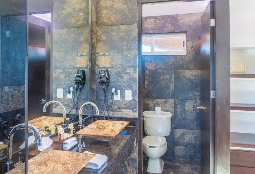 호텔 Illusion Boutique Near Beach