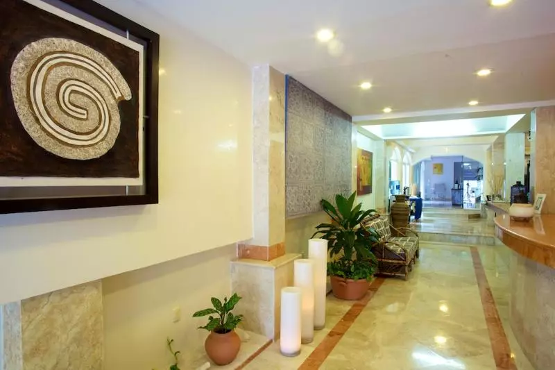 호텔 Illusion Boutique Near Beach