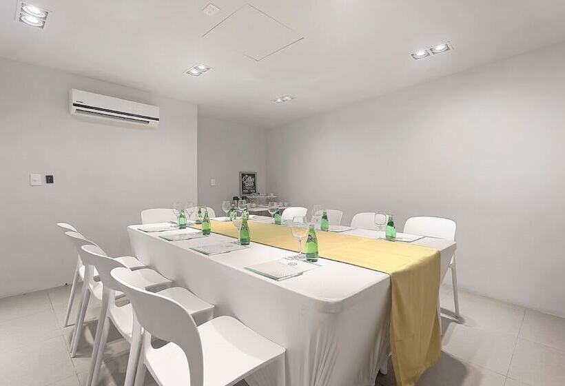 فندق Olmeca Plaza