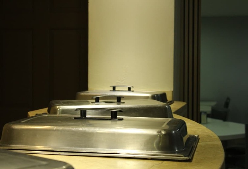 Otel Plaza Del Arco Monterrey