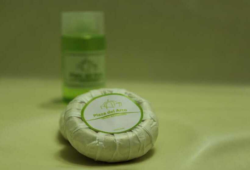 Otel Plaza Del Arco Monterrey