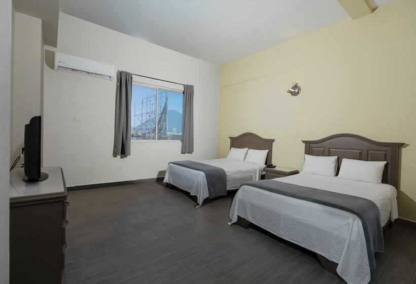 Otel Plaza Del Arco Monterrey