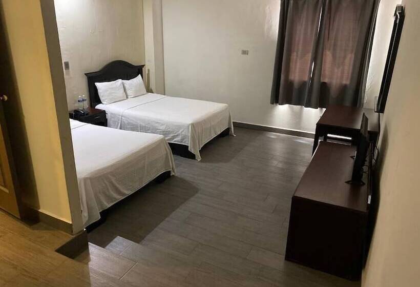Otel Plaza Del Arco Monterrey
