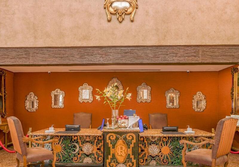 هتل Quinta Real Saltillo