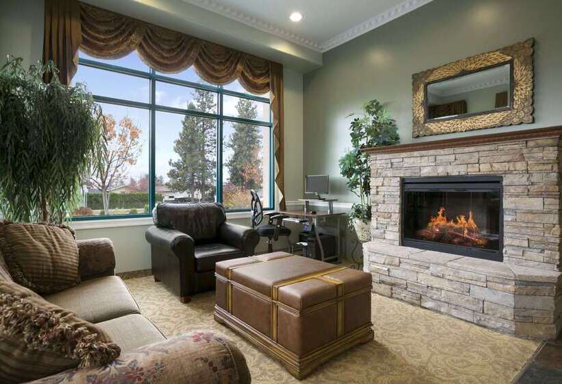 Hotel Ramada Merritt