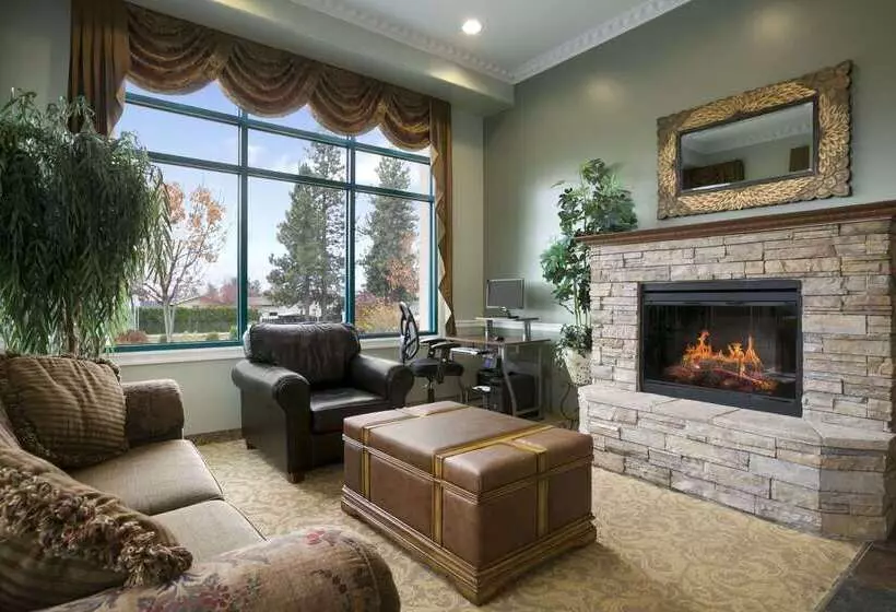 ホテル Ramada Merritt