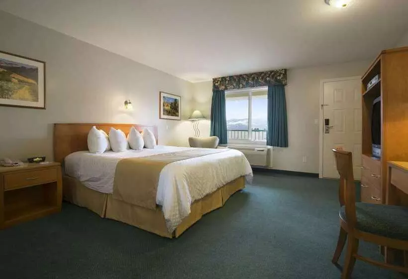 ホテル Ramada Merritt