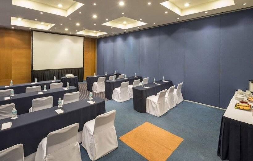 هتل Real Inn San Luis Potosí