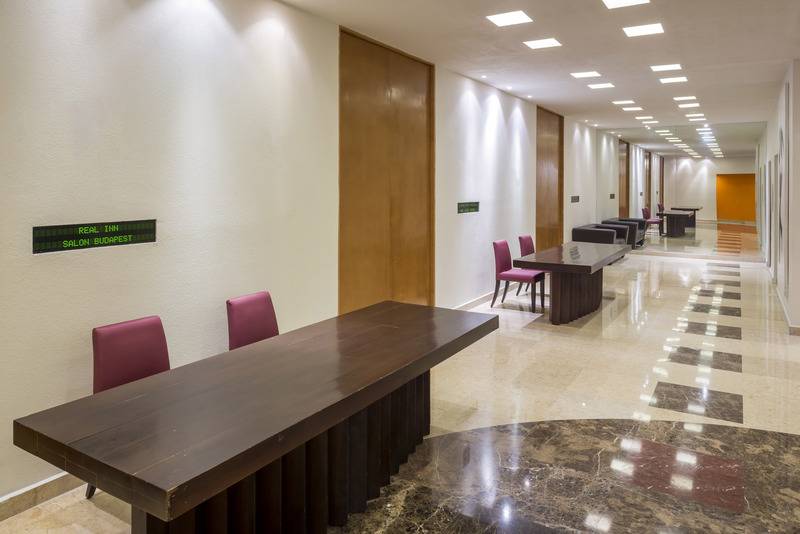 هتل Real Inn San Luis Potosí