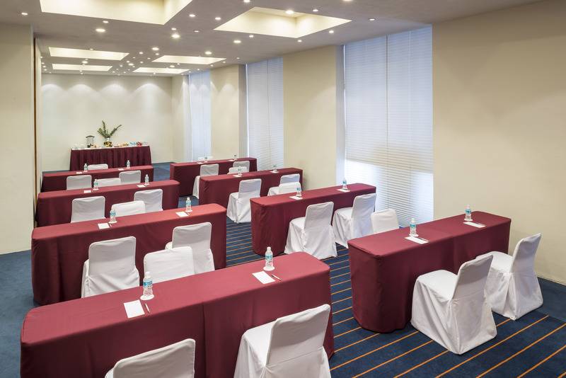 هتل Real Inn San Luis Potosí