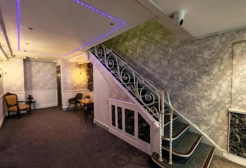Russel Court Hotel Bournemouth Central