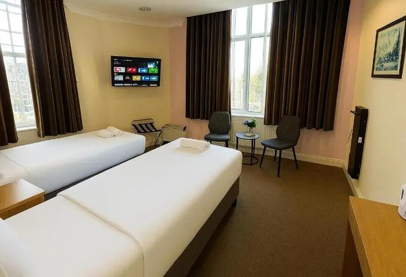 Russel Court Hotel Bournemouth Central