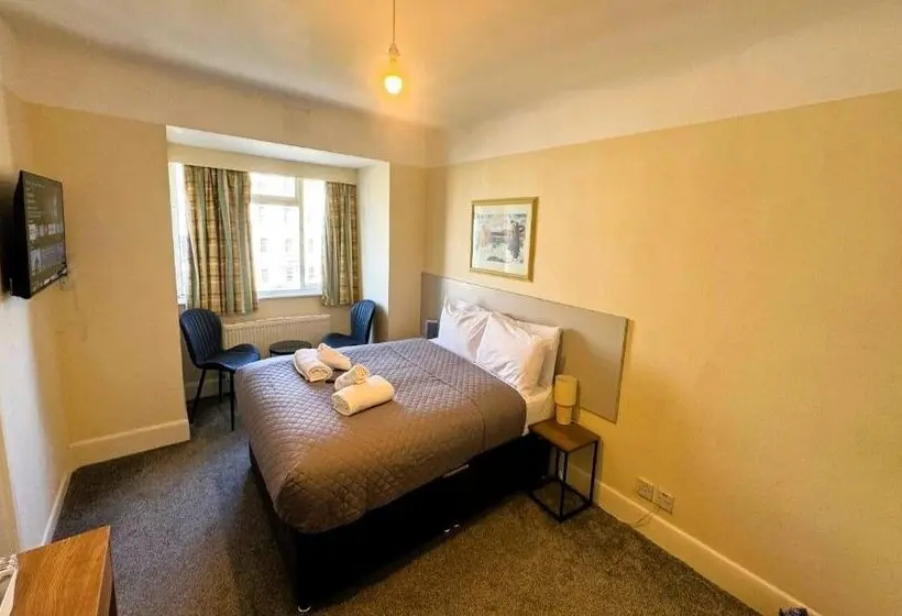 Russel Court Hotel Bournemouth Central