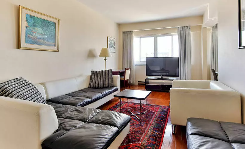 Отель Sunset Suites