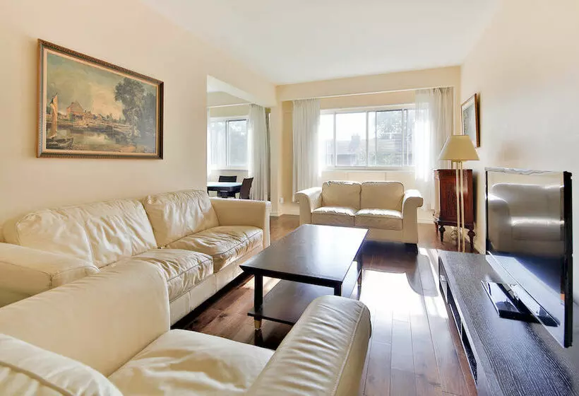 Отель Sunset Suites