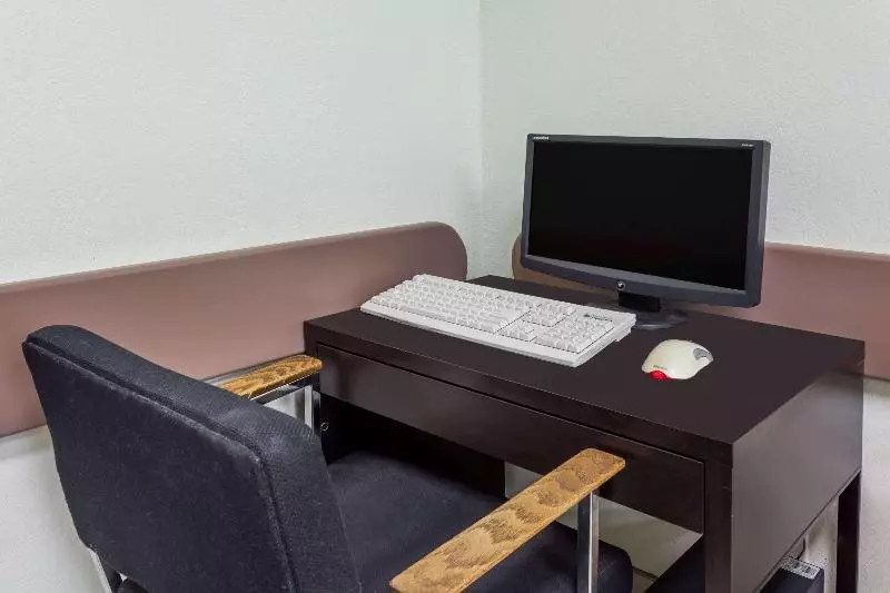 호텔 Super 8 By Wyndham Dauphin